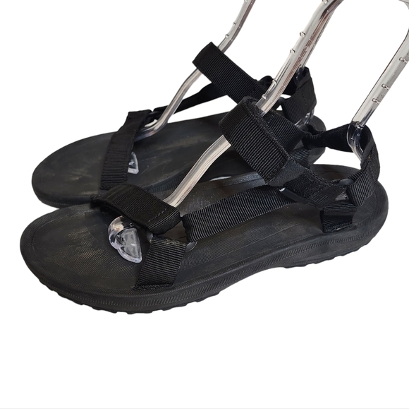 Teva men's size 13 black velcro strap sandals. - Picture 2 of 16